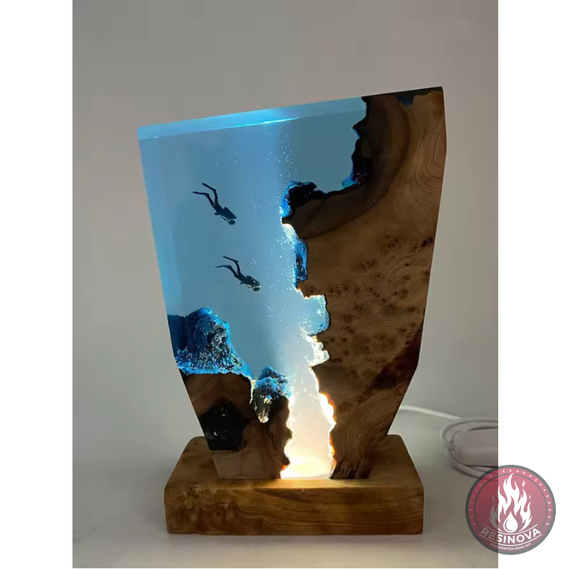 Divers Resin Lamp