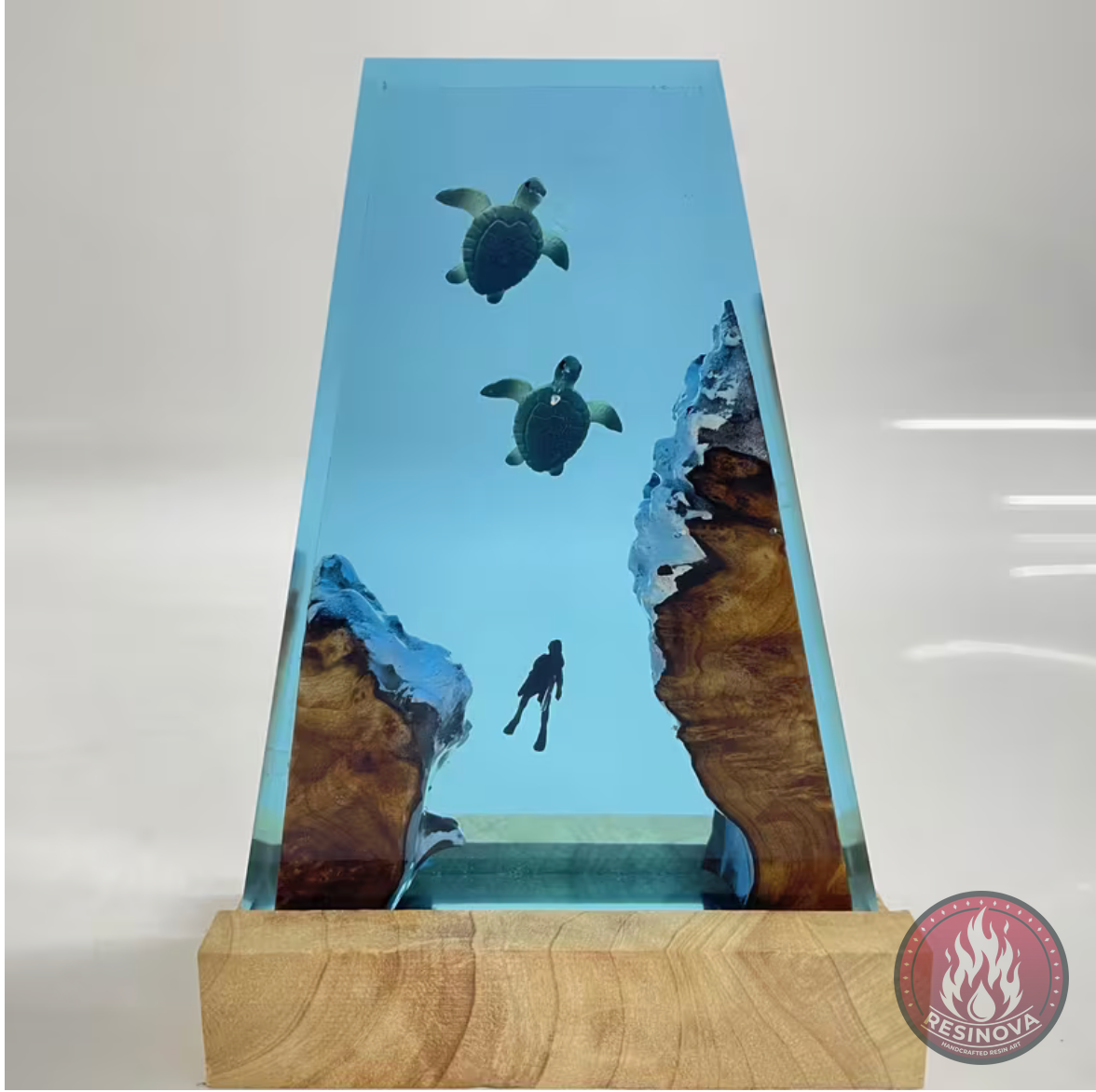 Turtle Resin Lamp