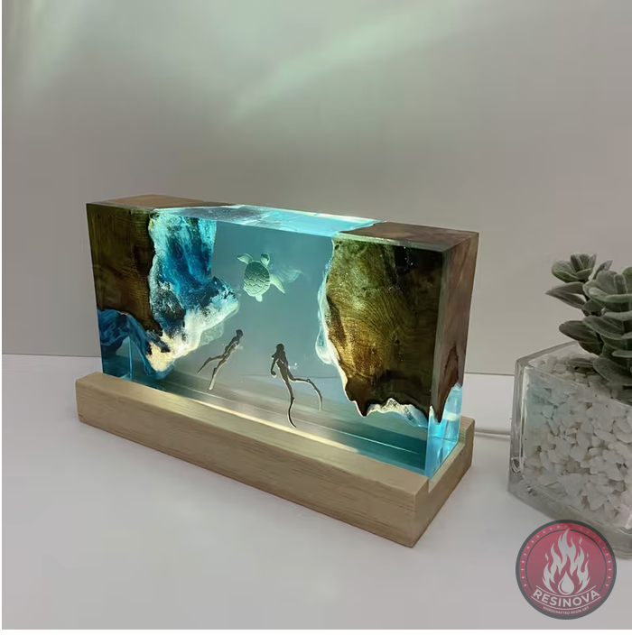 Divers and Turle Resin Lamp
